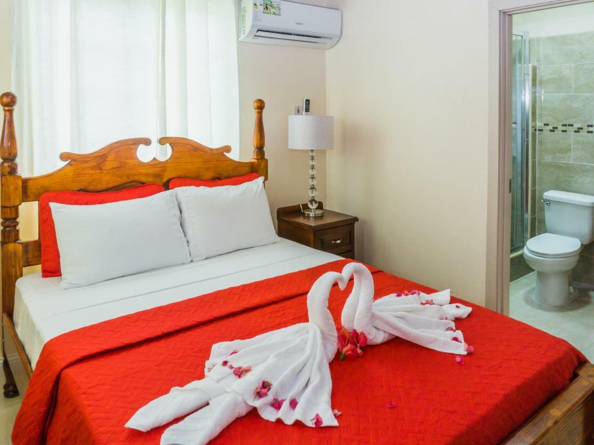 Calliandras Apartment Complex Ribishi Екстериор снимка